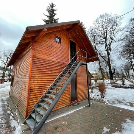 Apartelim Mînăstirea Humorului Eksteriør billede