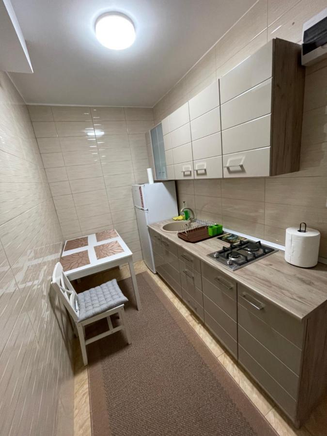 Apartelim Mînăstirea Humorului Eksteriør billede